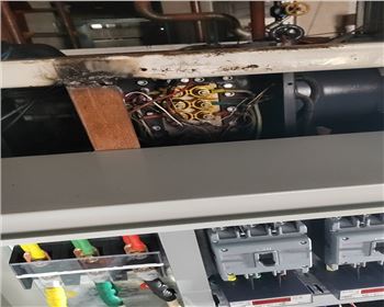 冷庫維修，更換螺桿機(jī)組電柜